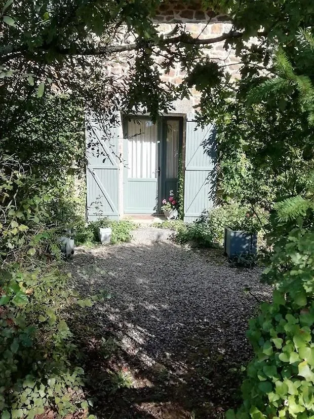 Le Domaine Bed & Breakfast Les Iffs